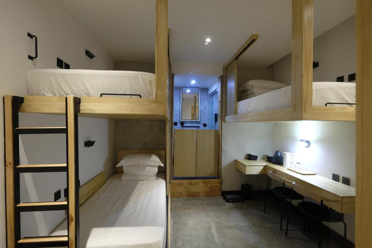 Dali Loft Travelling With Hostel ภายนอก รูปภาพ