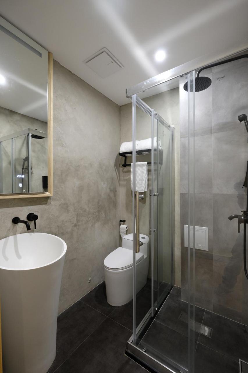 Dali Loft Travelling With Hostel ภายนอก รูปภาพ